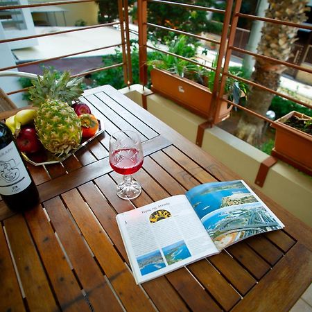 At Aqua Apartment Kallithea Athen Exterior foto